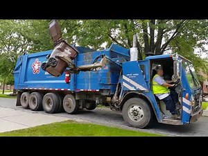 Garbage Trucks: Republic Services