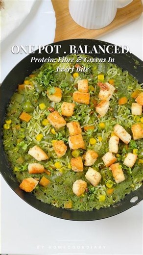 One-Pot Spinach Rice with Paneer 🌿 High Protein Healthy Rice Recipe#shorts