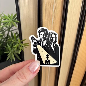 The X-files Sticker | Alien Conspiracy Sticker | I Want to Believe Sticker | Mulder & Scully | Alien Lover Gift | UFO Sticker - Etsy