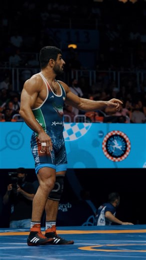 789K views · 26K reactions | How do you score this action? 勞 Zagreb, Croatia   September 13-21 Qualification: 10:30 磊賂雷 = 18:00  WATCH LIVE ON UWW.ORG // @flowrestling  | United World Wrestling | Facebook