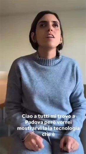 Francy Donnarumma on Instagram: "Oggi vi spiego cos’è la dattilologia in LIS: l’alfabeto manuale della Lingua dei Segni Italiana. ✋🤟 Nel primo commento trovate il link YouTube con tutte le lettere, così potete impararle una per una. Mandatemi un vostro video o taggatemi nelle storie mentre scrivete il vostro nome in LIS: vi rispondo uno per uno! 💬✨ #LIS #LinguaDeiSegniItaliana #Dattilologia #AlfabetoLIS #Inclusione #Accessibilità #Sordità #ComunicazioneVisiva #ImparareInsieme #sordocecità #lam