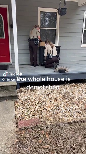 Devastating Scene: The Entire House Destroyed