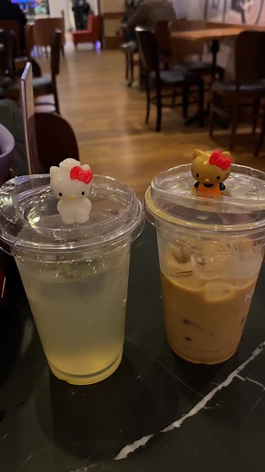 our hello kitty figures matched with our drinks what a cute coincidence 🫶🏻 #hellokitty #fyp #foryou #hellokittysurpriseegg #surpriseegg #aesthetic