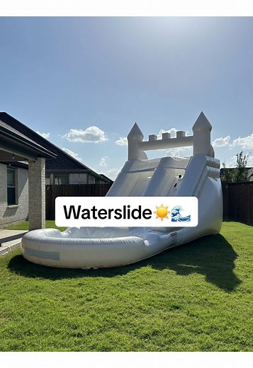 Setting Up Our New Waterslide in Just 2 Minutes!