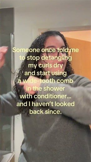 The Curly Hair Detangling Tip That Changed My Wash Day 🫧