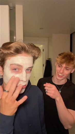 How face masks with my boyfriend really goes #gay #couple #couplegoal #lgbt #boyfriend #shorts