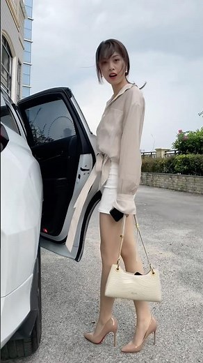 Professional Parts Model (Legs & Feet) ：丘 #Pantyhose #Stockings #Tights #HighHeels #Stilettos