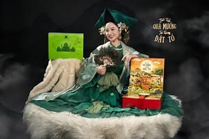 689 reactions · 5 comments | 3 GIÂY MỞ TẾT - TRỌN VỊ SUM VẦY CÙNG...