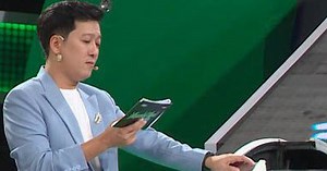 Câu đố: "Đường ngay thông thống hai cống hai bên/ Trên hàng gương dưới hàng lược" - Là cái gì?