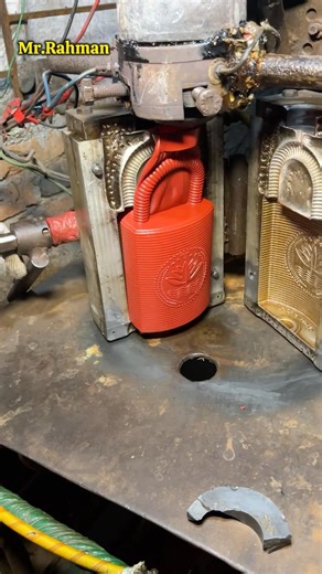 Amazing Way to Make a Plastic Piggy Bank | Recycling Craft