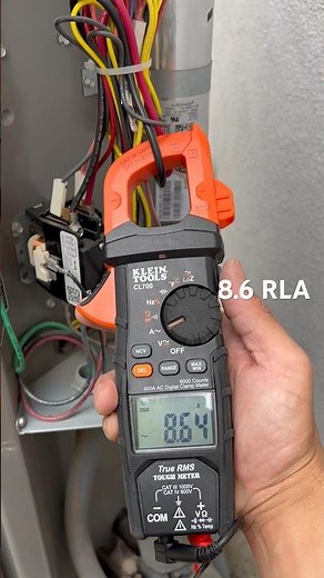 Checking Compressor Amp Draw Using Klein CL700 #HVAC #tech #Kleintools #shorts