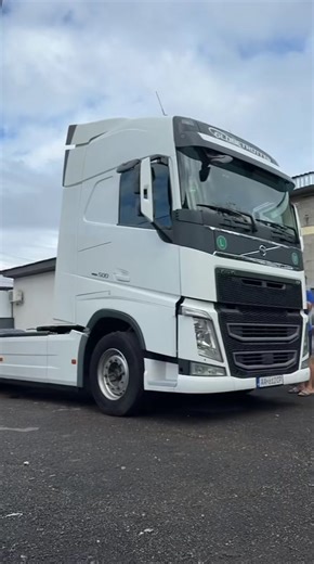 Custom Truck Decals and Stickers - Volvo Globetrotter Panorama