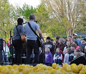 Tunes & Blooms - Cincinnati Zoo & Botanical Garden