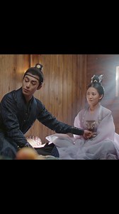 💎The prince made Cinderella so comfortable that she made a sound 💎王爷让灰姑娘疼得叫出了声 #浮图缘 #reels #drama #Chinesedrama #hotdrama #Bailu #Zhaolusi #Luoyunxi | 怦怦甜剧营