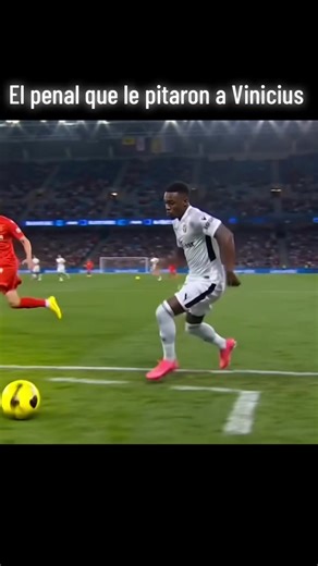 El polémico penalti que le pitaron a Vinicius