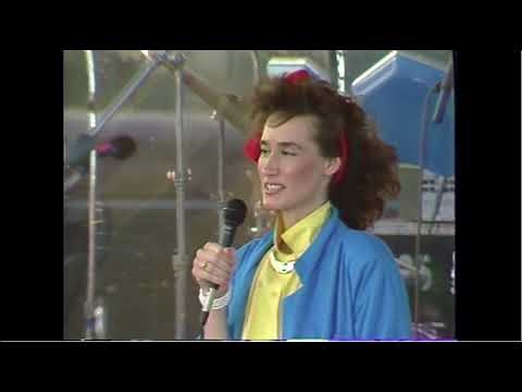 2nd Chapter of Acts performing live at Jesus Midwest, Chicago, 1986