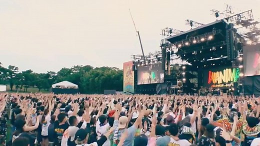 拝む夜に- WANIMA 歌詞動画