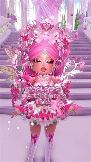 Mann I miss the past so muchh and my old acc☹️ #royalehigh #roblox #fyp #foryou #xyzbcafypシ