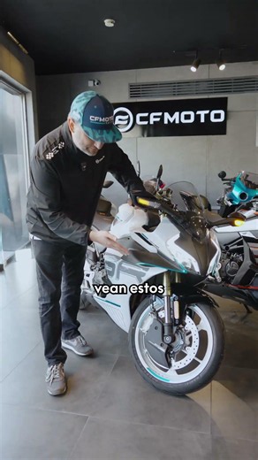 The 450SR got a glow-up 🔥#CFMOTO #Mexico #450SR #colors