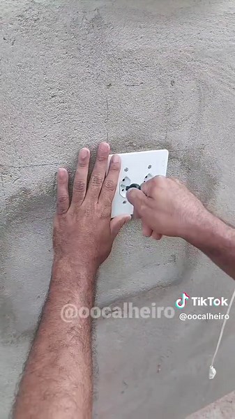 Cofre Secreto na Tomada: Como Instalar e Utilizar