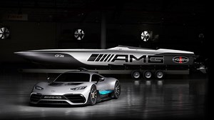 Cigarette Racing 515 Project ONE - 3100 ch lachés en pleine mer