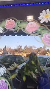 😂 I’m a nerd but hey, it works. #babysbreath #windowpinter #artist #art #technique #fingerpainting #painter #roses #itworked #methodtothemadness | Squishy Doodle Face Painting