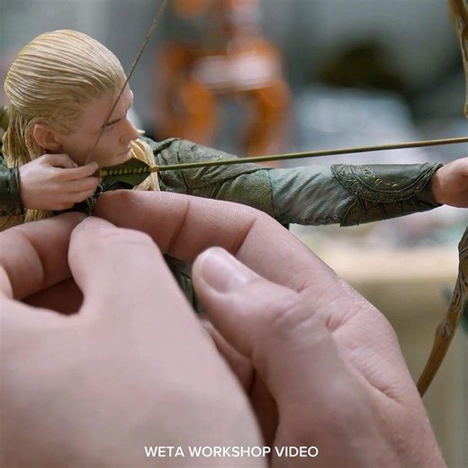 Weta Workshop: LEGOLA AND GIMLI AT AMON HEN™