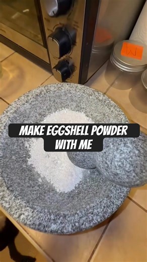 Make eggshell powder w/me #homemadegoodness #homemaderecipe #homemadefood #cooking #cookwithme