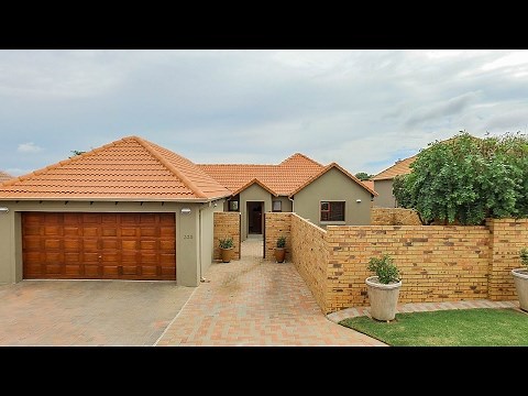 3 Bedroom House for sale in Gauteng | East Rand | Edenvale | Greenstone Hill |