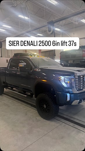 2025 GMC Sierra 2500 Duramax diesel 😮‍💨 6 inch BDS lift kit, 20 inch machined gloss black aluminum wheels, and 37 inch Toyo Open Country A T tires. Brand new, straight from the dealership, lifted and ready to roll. If you are shopping for a truck that does it all, give Dan the Salesman a call today at 907-802-0221 📲 SWICKARD GMC of Palmer 6275 E Blue Lupine Dr Palmer, AK 99645 🔥 Drop a comment or send me a message if you want a closer look or a test drive. | Dan Starr
