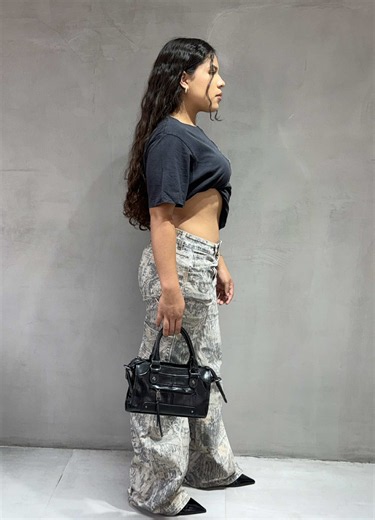 Different styles. One denim identity. LEVI’S S/S 2026 #levis #streetstyle #ootdfashion #denimstyle #fashiontiktok
