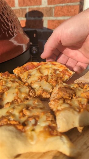 Nate Cantu on Instagram: "Mexican Breakfast Pizza Chorizo, Potato, Egg & Cheese 🔥 @jealousdevilcharcoal Chunx ♨️ @kamadojoe #pizza #breakfast #yum #breakfastpizza #oodeats"