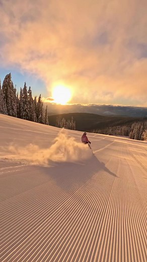 Stunning Sunrise Skiing at Silver Star Mountain Resort