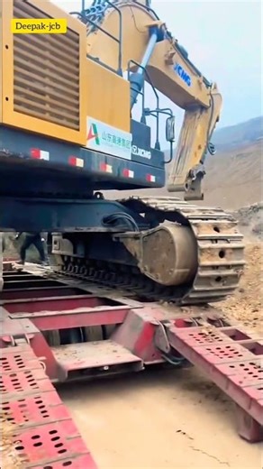 how to loading excavator on trailer 🔥 #excavator-transport