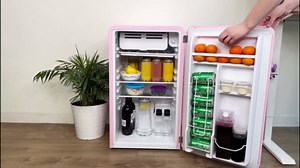 Frigidaire Retro Compact Refrigerator with Chiller, 3.2 cu ft Countertop Fridge, Built-In Bottle Opener, Rounded Corners, Premium, for Office, Bedroom, Dorm Room, Cabin, 18.5D x 20W x 31.5H (Red)