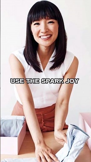 Marie Kondo's Spark Joy Method: Decluttering for Clarity #konmarie #shorts