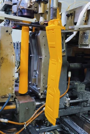 Top Blow Molding Machine Manufacturer Insights