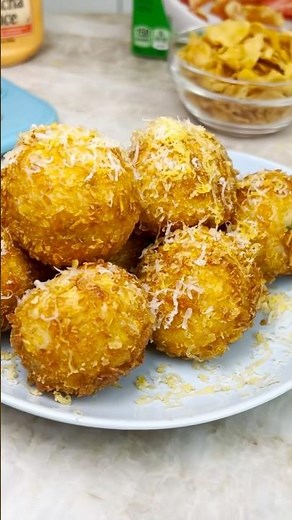 Mashed Potato Cheese Surprise Balls #cornflakes #snack #cheese