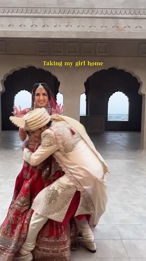 Recreate this cute wedding transition with your partner and tag us! Video Credits : Utsav & Nada Find More: https://www.wedmegood.com/blog/10-reel-ideas-to-make-your-wedding-go-viral | WedMeGood