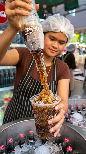 Sub-Zero Coca-Cola Slushy – Thai Street Food 🥤🧊