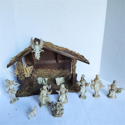 Kmart Nativity Vintage 1982 Manger Stable With 12 Figures Christmas Winter Decor - Etsy