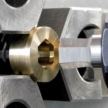 How To Make A Hexagonal Hole With A Lathe Join: CNC Machining | CNC Machine World