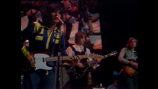 The Midnight Special - August 10, 1973 (Ep 28) Hosted by The Bee Gees, with special guest appearance by The Hollies, Herman's Hermits, Wayne Fontana and The Mindbenders, The Searchers, Billy J. Kramer and The Dakotas, and Gerry and The Pacemakers. 0:00:00 - Intro 0:01:11 - Bee Gees - New York Mining Disaster 1941 0:04:55 - Herman's Hermits - I'm Henry the VIII I Am 0:07:45 - Gerry and the Pacemakers - How Do You Do It 0:09:32 - Gerry and the Pacemakers - I Like It 0:11:38 - Wayne Fontana and the
