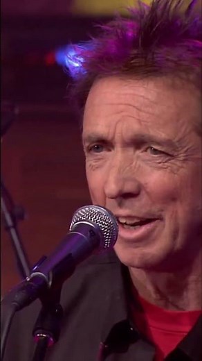 America with "A Horse With No Name" featuring Christopher Cross from Soundstage