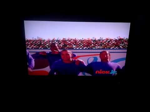 The fresh beat band step team!