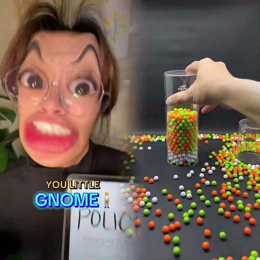 polina outsmarted walmart karen 🤪 song cred AVOCADO PLAYZ #fyp #funny #skit #roblox #viral Na