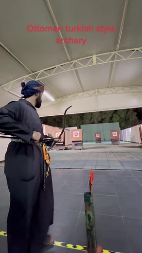 Traditional Ottoman Turkish Style Archery with a Sipahi Bow