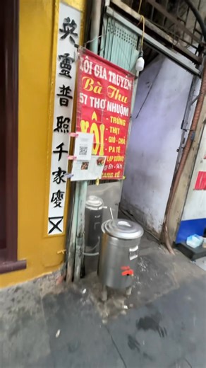 Mỗi người đều có một lí do để chạy bộ, và đây là lí do của tôi. Hãy cùng tham gia "Why Do You Run" Challenge - chia sẻ lý do bạn chạy cùng adidas Runners và cộng đồng chạy bộ để lan toả những thông điệp tích cực và ý nghĩa nhé! #adidasVN #YeahThatsRunning | Nguyễn Hiển