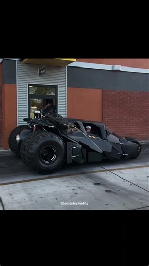 "workers' reaction... 💀" #shorts #automobile