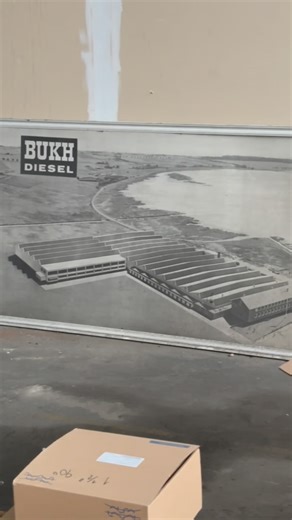 Sådan ser den gamle Bukh fabrik ud i dag , lidt vildt at tænke på det startede i 1915 i Kalundborg. #bukh #dansk #tractor #tractorlife #tractorlove #tractorlovers #traktor #traktorpower #agriculture #agri #agro #vintagetractorsdk #farming #farm #power | Vintage_tractors_dk
